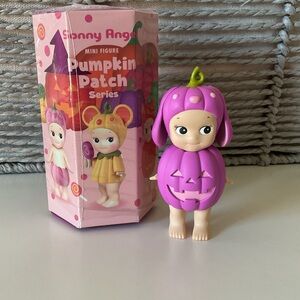 Sonny Angel Pumpkin Patch series - Lop Ear Rabbit 🐰🎃